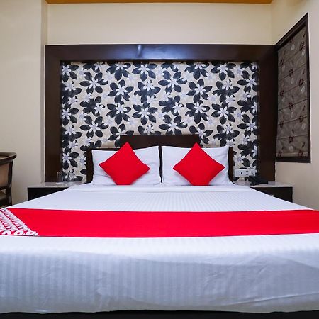 Hotel O J P Inn Near Patel Nagar Metro Station New Delhi Buitenkant foto