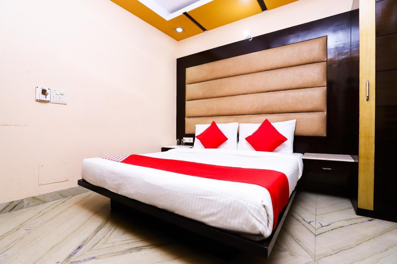 Hotel O J P Inn Near Patel Nagar Metro Station New Delhi Buitenkant foto