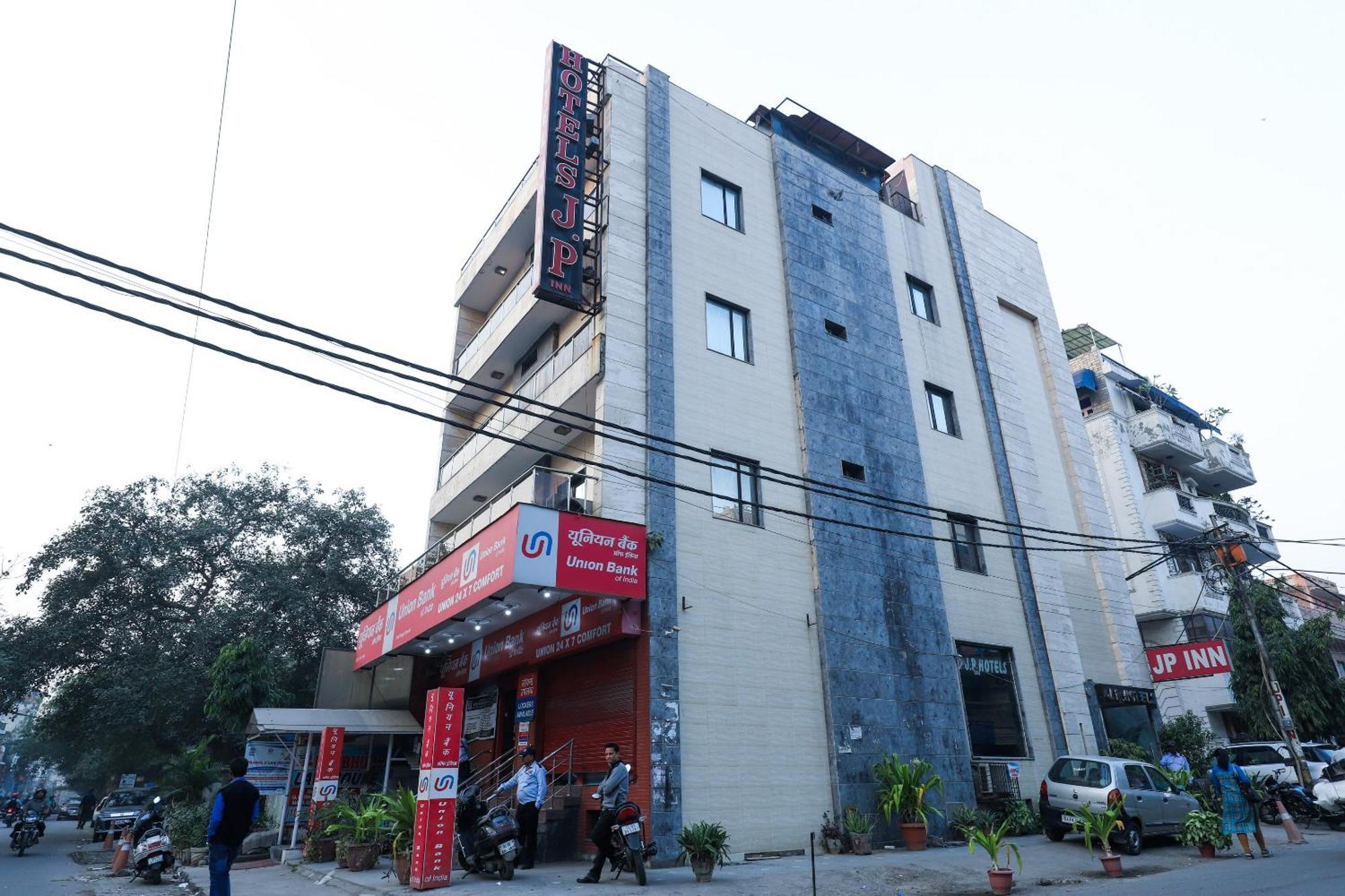 Hotel O J P Inn Near Patel Nagar Metro Station New Delhi Buitenkant foto