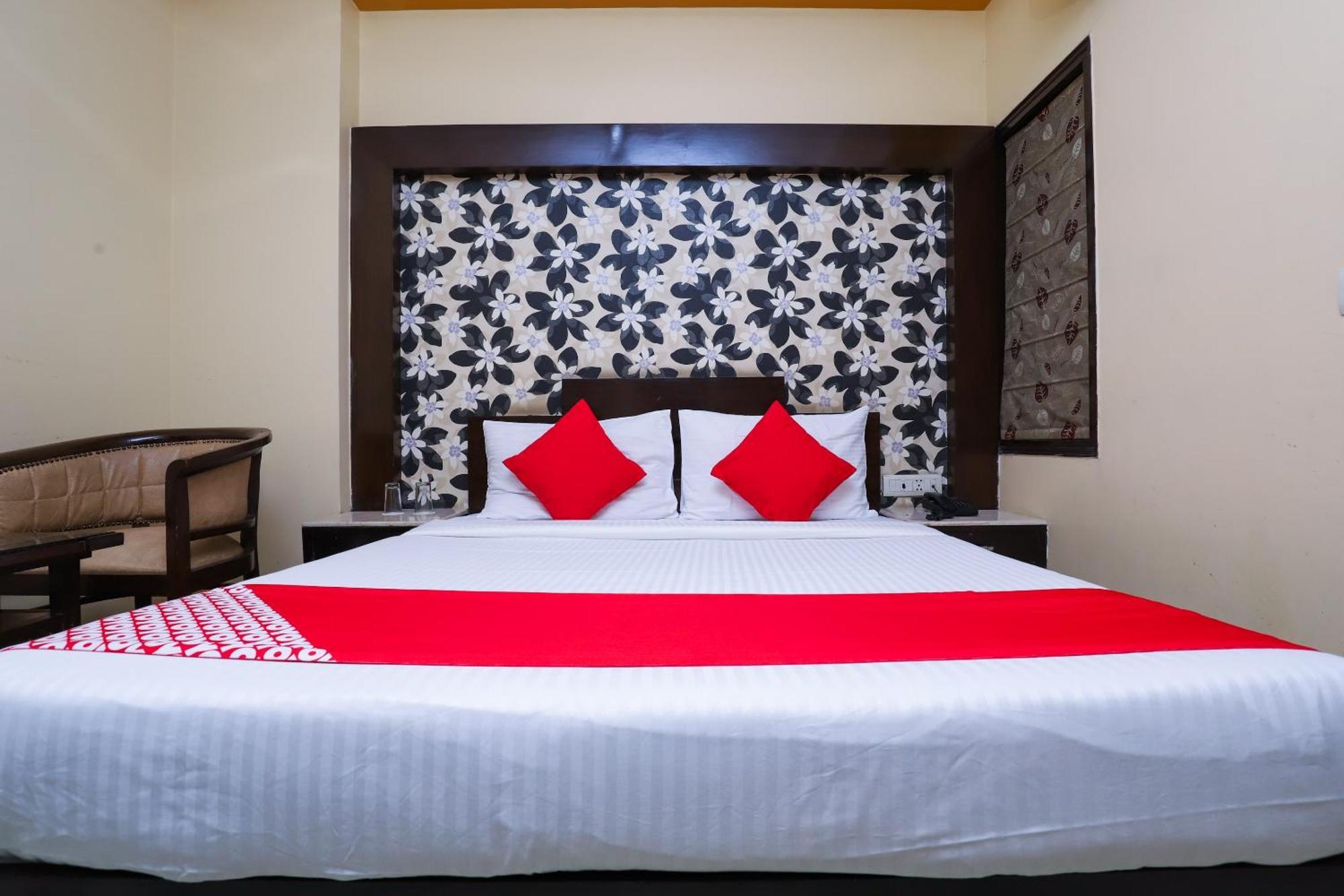 Hotel O J P Inn Near Patel Nagar Metro Station New Delhi Buitenkant foto